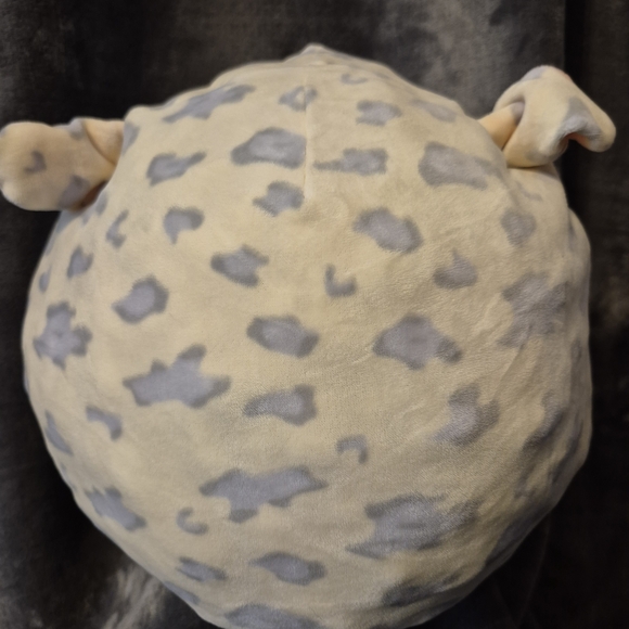 Ronnie the Cow and Rosie the Pig Flipmallow Squishmallow, 12 inch - Picture 6 of 7